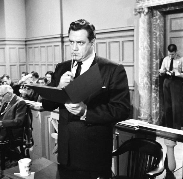 raymond-burr-as-perry-mason-in-the-episode-the-case-of-the-gallant-picture-id1223464853?k=20&m=1223464853&s=612x612&w=0&h=b6EZEUXqw1dkTPUv8TGr9KXFr1mHgMhl5JugIJWj2uI=