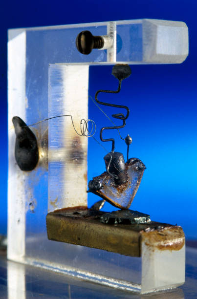 transistor 1947 First 1947. Pictures working Getty transistor, Images transistor 1947 First 1947. Pictures working Getty transistor, Images