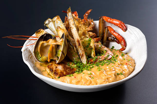 risotto with seafood picture id916418034?k=20&m=916418034&s=612x612&w=0&h=E7IrgEX2fUm8UF41
