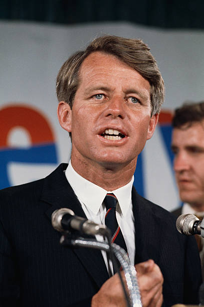 robert-kennedy-delivers-presidential-campaign-speech-picture-id525582946