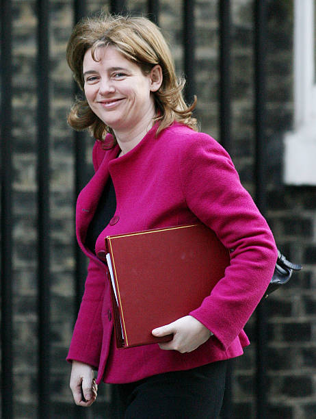 Ruth Kelly, U.K. Transport secretary, arrives for the weekly cabinet at number 10 Downing Street, in London, U.K., on Tuesday, March. 4, 2008. The...