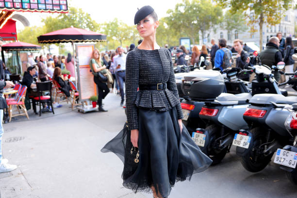FRA: Giambattista Valli : Outside Arrivals - Paris Fashion Week - Womenswear Spring/Summer 2023