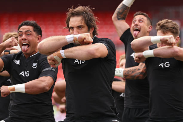 LANDOVER, MARYLAND - OCTOBER 23: Samuel Whitelock #4 of the New Zealand All Blacks leads his team as they perform the haka before playing against the USA Eagles at FedExField on October 23, 2021 in Landover, Maryland. (Photo by Patrick Smith/Getty Images)