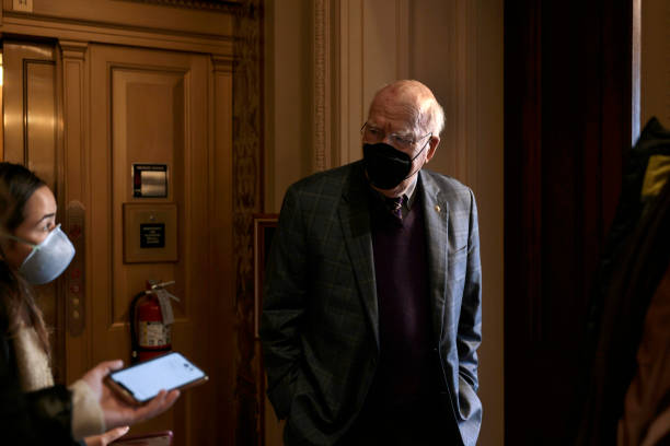 DC: Sen. Patrick Leahy Speaks To Reporters After Presiding Over Pro Forma Session