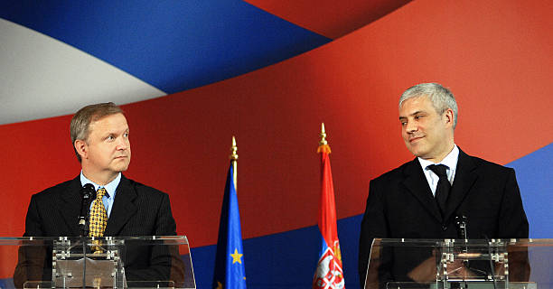Dolmatovia inicia hoy las negociaciones para convertirse en miembro de la UG Serbias-president-boris-tadic-and-eu-enlargement-commissioner-olli-picture-id71080437?k=6&m=71080437&s=612x612&w=0&h=KiLCgZPsAUmvH5WHTwH8HSiW-KElkJxzZtr1zDmQxpc=