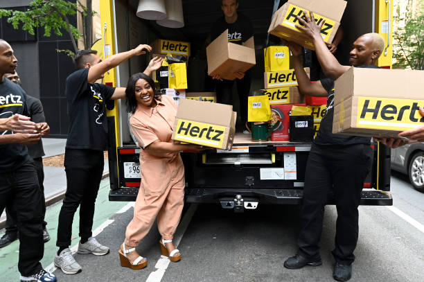 NY: Sherri Shepherd Makes Her Move With Hertz