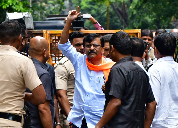 IND: Patra Chawl Land Scam Case: Shiv Sena MP Sanjay Raut Reaches ED Office In Mumbai