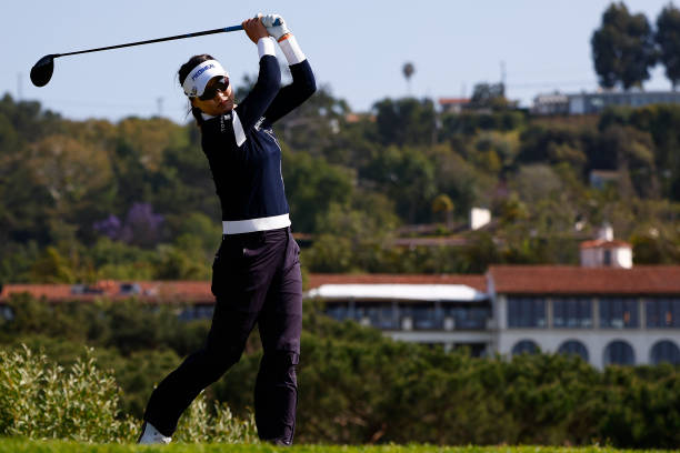 https://media.gettyimages.com/photos/so-yeon-ryu-of-south-korea-during-the-first-round-of-the-palos-verdes-picture-id1394333693?k=20&m=1394333693&s=612x612&w=0&h=RLzFJ2uXfHWU_NKShhvHs9CoRYy49r9ssN-0D5F2Ry4=