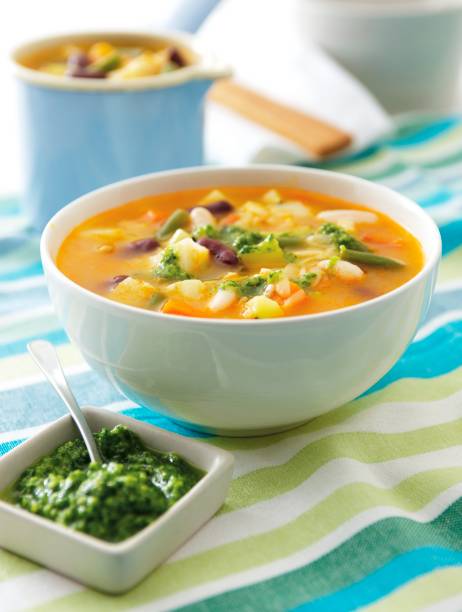 Soupe au pistou (vegetable soup with basil pesto, France)