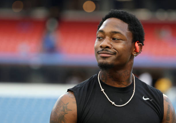 Stefon Diggs of the Buffalo Bills on the field before a game against the Tennessee Titans at Highmark Stadium on September 19, 2022 in Orchard Park,...