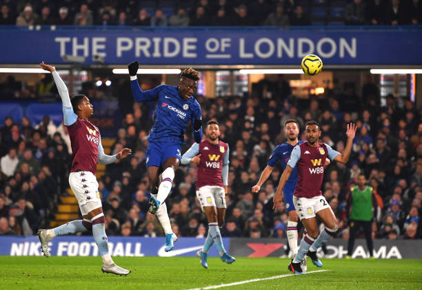 Abraham mở tỷ số. Ảnh: AP Kết quả Chelsea vs Aston Villa, Chelsea, Aston , ngoại hạng anh