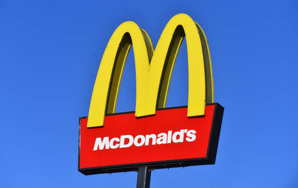 the american fast food company mcdonalds logo is seen outside one of picture id1285446341?k=20&m=1285446341&s=612x612&w=0&h=1 RufXqYBuCAZwuIH1rbC3s6BcZGHY0LGJInfRn0d4k=