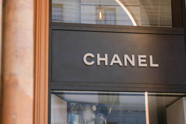 the exterior of a chanel store photographed on march 22 2022 in picture id1387689082?k=20&m=1387689082&s=612x612&w=0&h=if8Zl7cqLXQLfQoYCO8P8 38fdz2 t548yciEbWLlws=