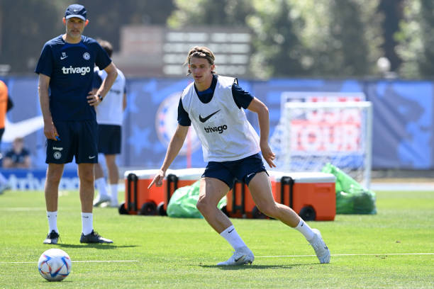 Thomas Tuchel and Conor Gallagher of Chelsea during a training session at Drake Stadium UCLA Campus on July 11, 2022 in Los Angeles, California.