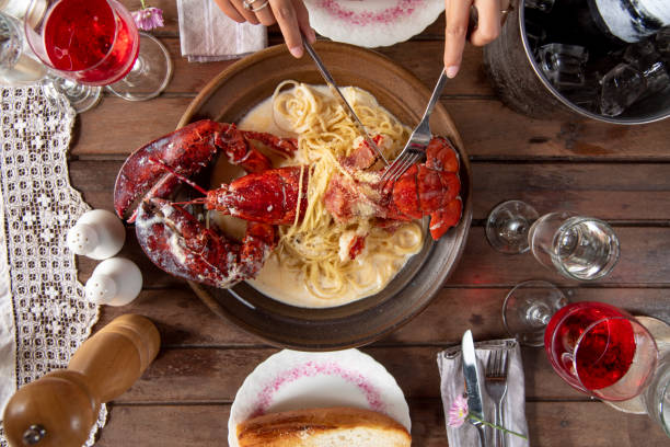 top view a delicious freshly boiled lobster for dinner set wood table picture id1018936460?k=20&m=1018936460&s=612x612&w=0&h=Gt8eLant0z9md q HbzYrCOe77lP0mwgIE3w0pdg2Tc=