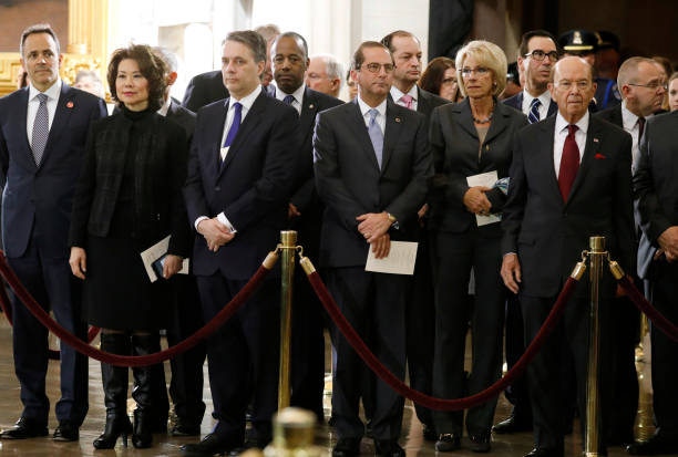Fotos Und Bilder Von Cabinet Secretaries Address Federal