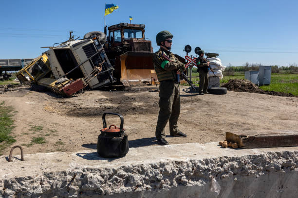 UKR: Ukraine Faces Off With Russia On Edges Of Kherson Oblast, Whose Capital Fell Early In War