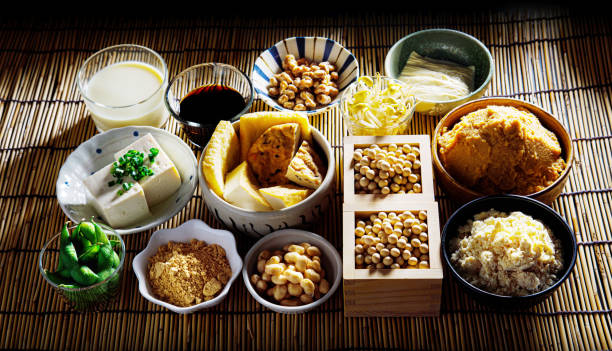日本の代表的な家庭料理の食材、大豆を使ったビーガン料理。 - 精進料理 ストックフォトと画像