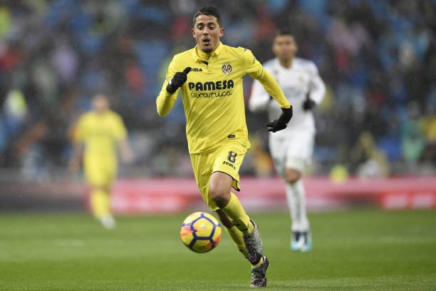 Villarreal's Spanish midfielder Pablo Fornals controls the ball during the Spanish league football match between Real Madrid and Villarreal at the...