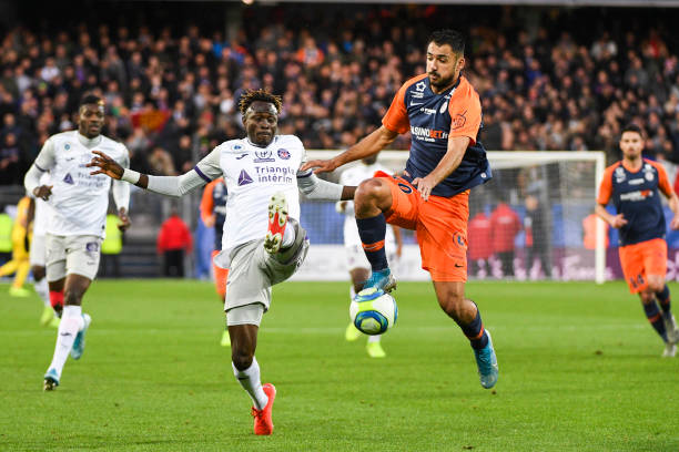 MHSC -EQUIPE DE MONTPELLIER -LIGUE1- 2019-2020 - Page 3 Yaya-sanogo-of-toulouse-and-gaetan-laborde-of-montpellier-during-the-picture-id1181419261?k=6&m=1181419261&s=612x612&w=0&h=1xsb4MIOaZgm7mvxsJMJcHd3eBH2-1DdYZ-21I958sg=