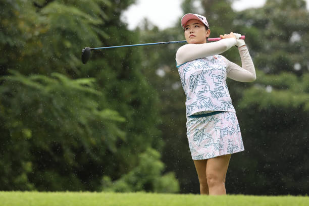 https://media.gettyimages.com/photos/yuting-seki-of-china-hits-her-tee-shot-on-the-3rd-hole-during-the-picture-id1338037351?k=20&m=1338037351&s=612x612&w=0&h=f-QcbnPCItmFseR-Y34U2j717O4zbaSyhDRcKbWnwas=
